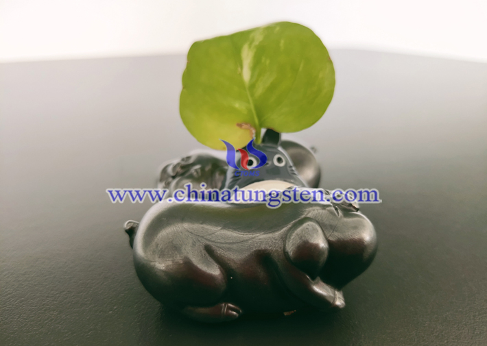 創(chuàng)意鎢金生肖豬圖片