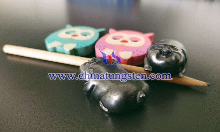 創(chuàng)意鎢金生肖豬圖片