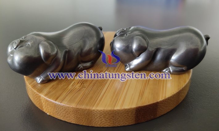 創(chuàng)意鎢金生肖豬圖片