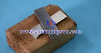 口罩機(jī)用硬質(zhì)合金鼻樑切刀圖片