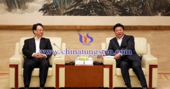 中國五礦總經(jīng)理國文清與吉林省省長景俊海工作會(huì)談圖片