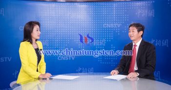 廈門鎢業(yè)總裁吳高潮接受采訪圖片