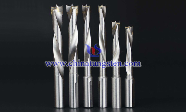 硬質(zhì)合金刀具圖片